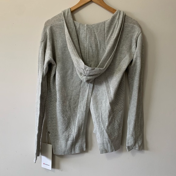 lululemon Still Movement Wrap - Picture 7 of 8